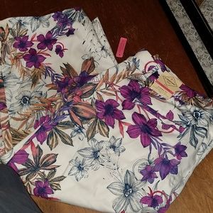 St. John's Bay Secretly Slender Capri